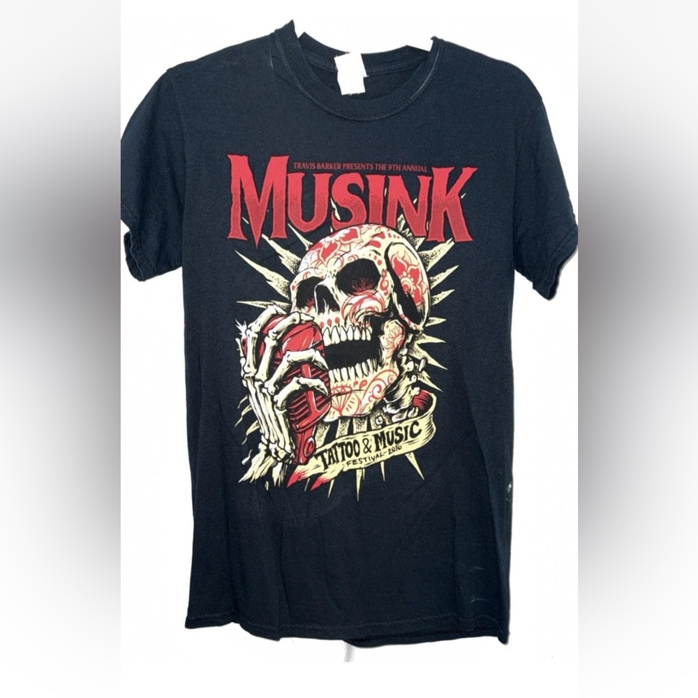 Musink Travis barker Black Graphic T-Shirt small